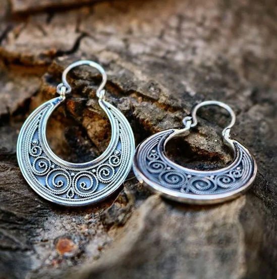 Pendientes geométricos de metal gitano