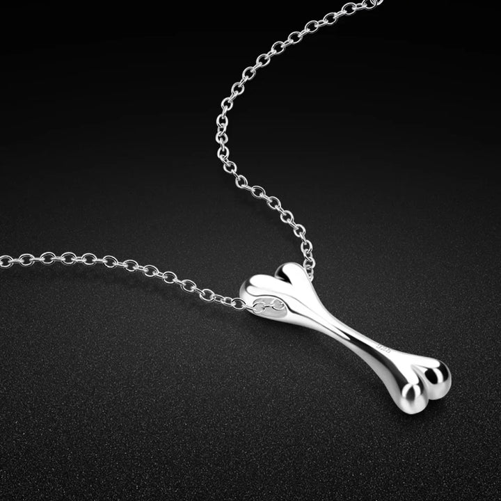 Collar Con Colgante En Forma De Hueso