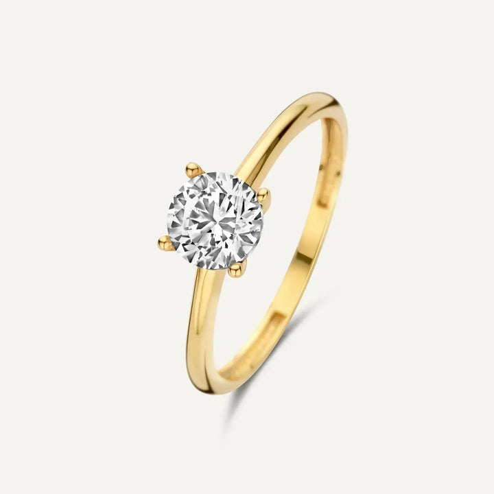 Anillo solitario en oro con circonita de corte brillante