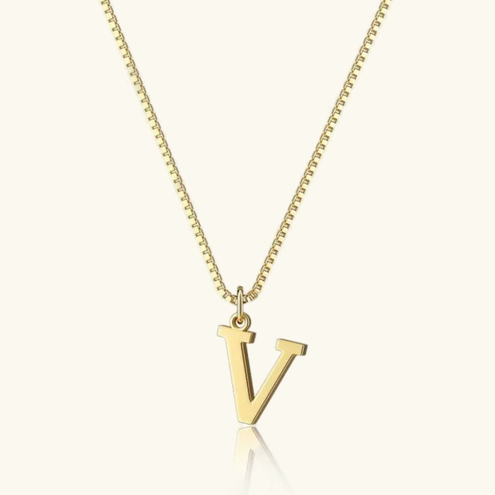 Collar de Oro con Letra Inicial