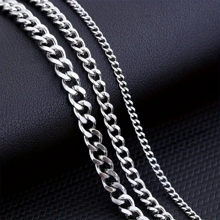Collar minimalista con cadena cubana para hombre