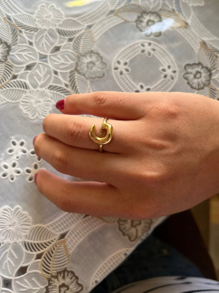 Anillo de Oro con Letra Personalizada en Burbuja (Ajustable)