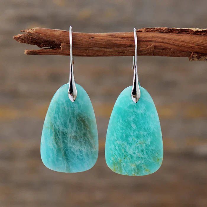 Pendientes clásicos con piedra turquesa