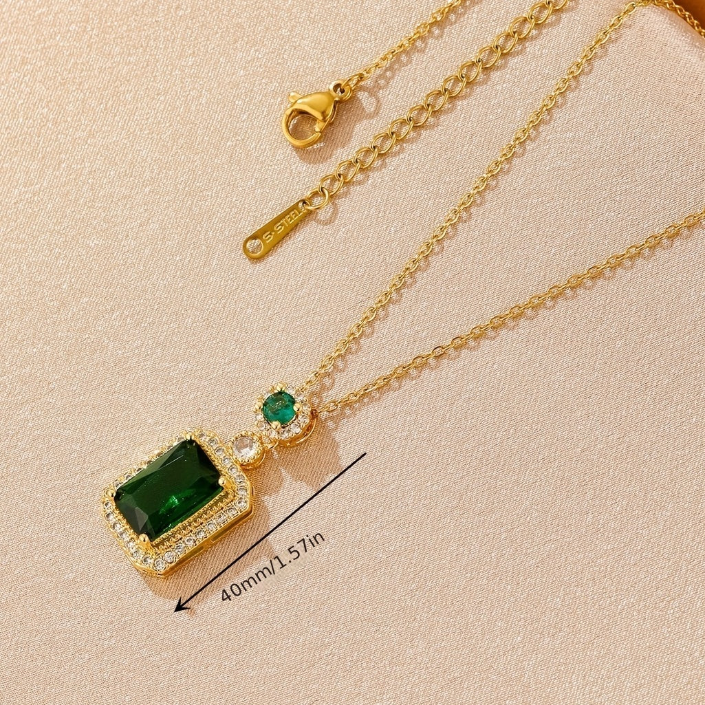 Collar Greta con piedra esmeralda