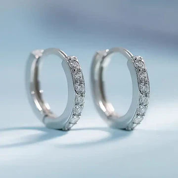 Pendientes dorados con colgante de inspiración costera