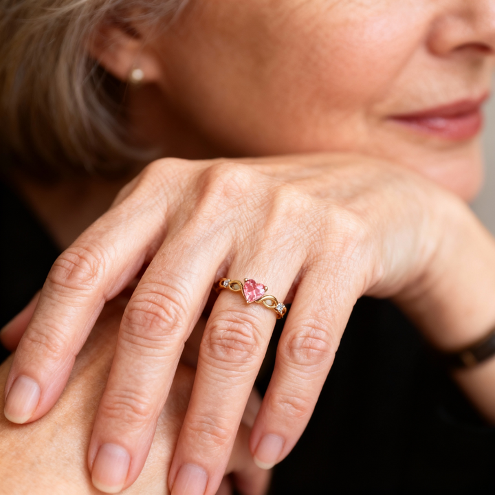 Anillo con Corazón de Circonita