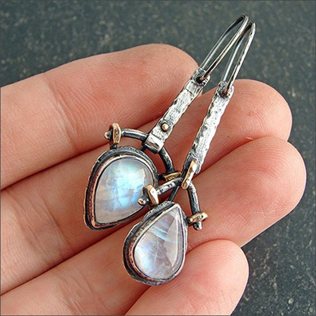 Pendientes Sara de Piedra de Luna
