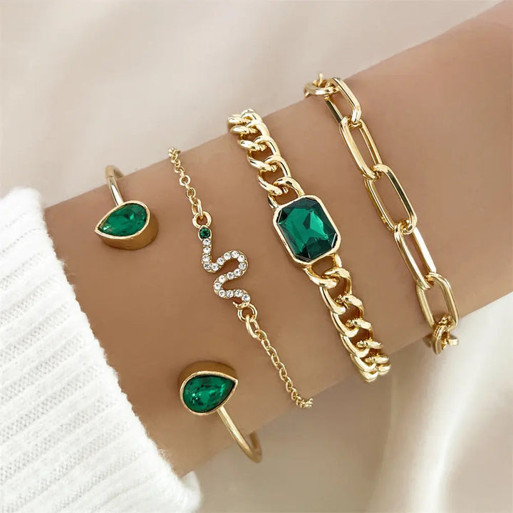 Conjunto de pulseras con cristales verdes