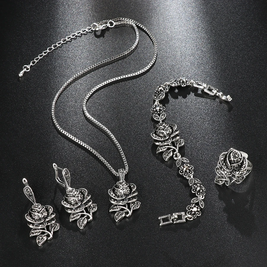 Elegante conjunto en plata con circonita