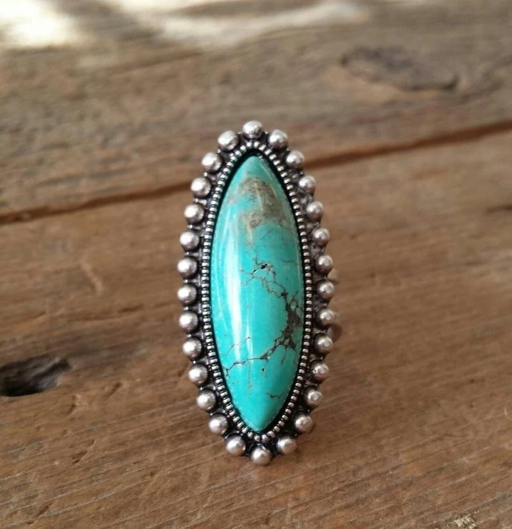 Anillo vintage con piedra turquesa