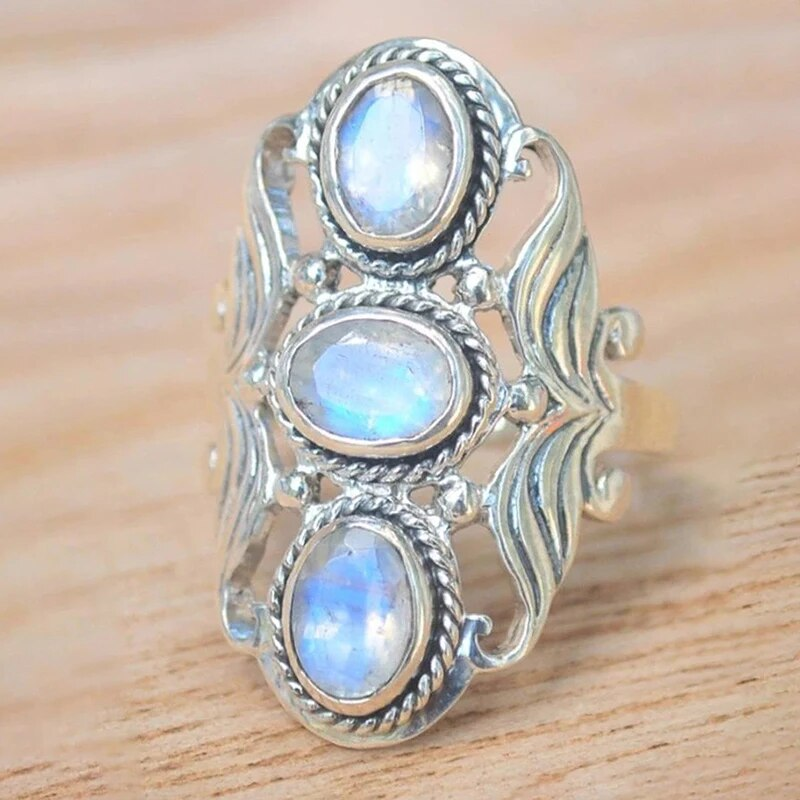 Anillo Sofía con Piedra de Luna