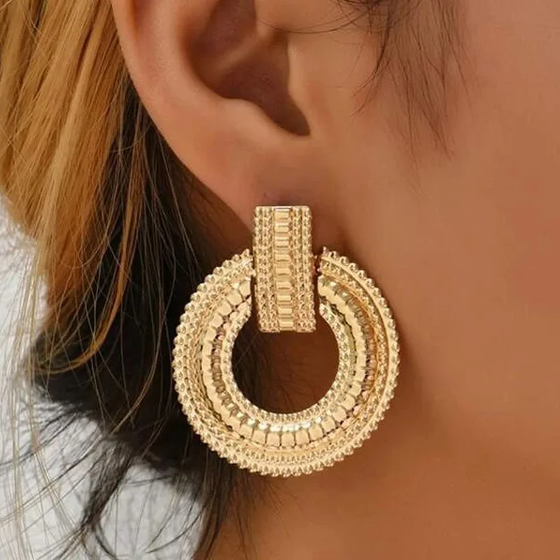Pendientes de Mandala Hueco Elegantes de Oro