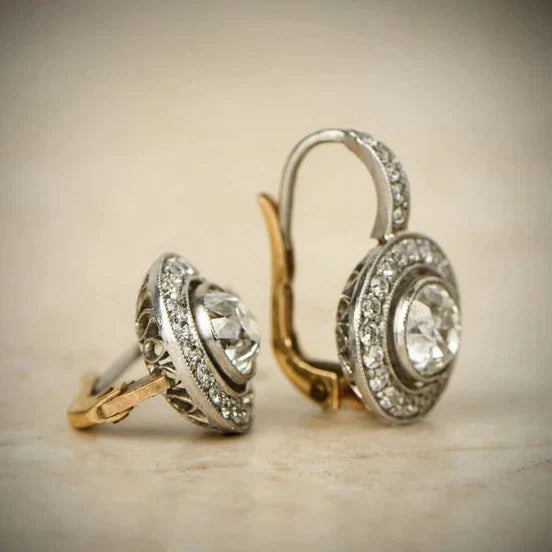 Pendientes clásicos con cristales en oro y plata