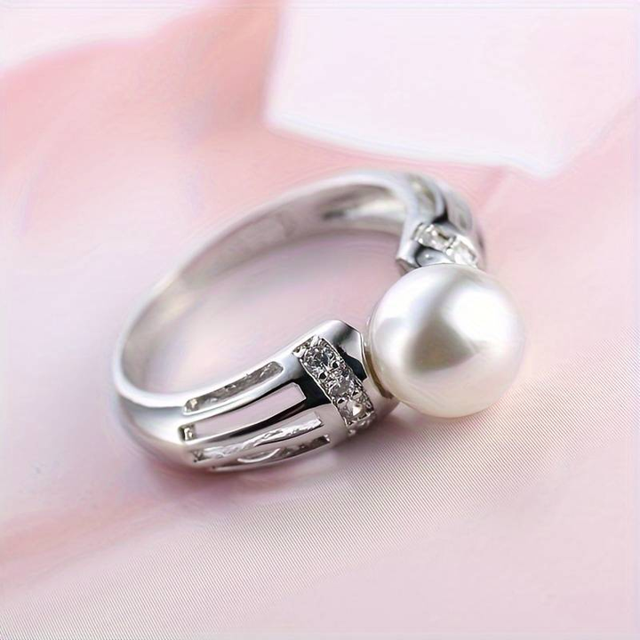 Anillo vintage con perla plateada
