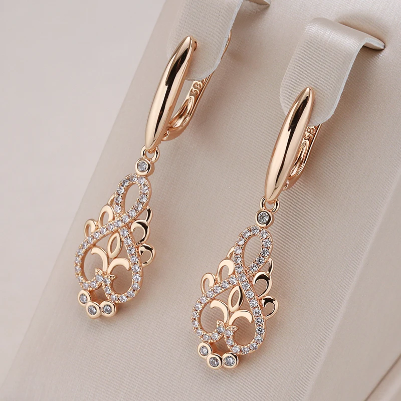 Pendientes Dorados Elegantes de Elfo