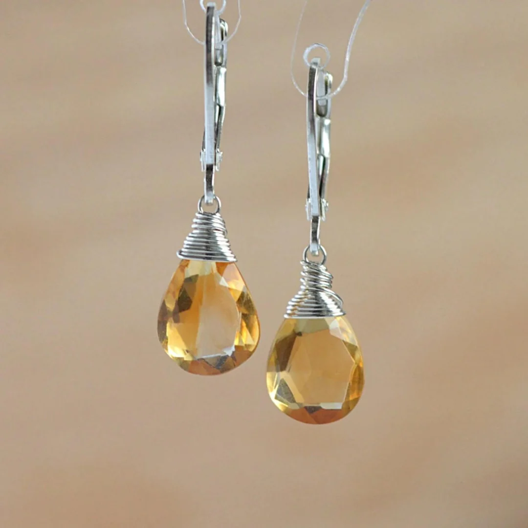Pendientes colgantes vintage con cristales amarillos