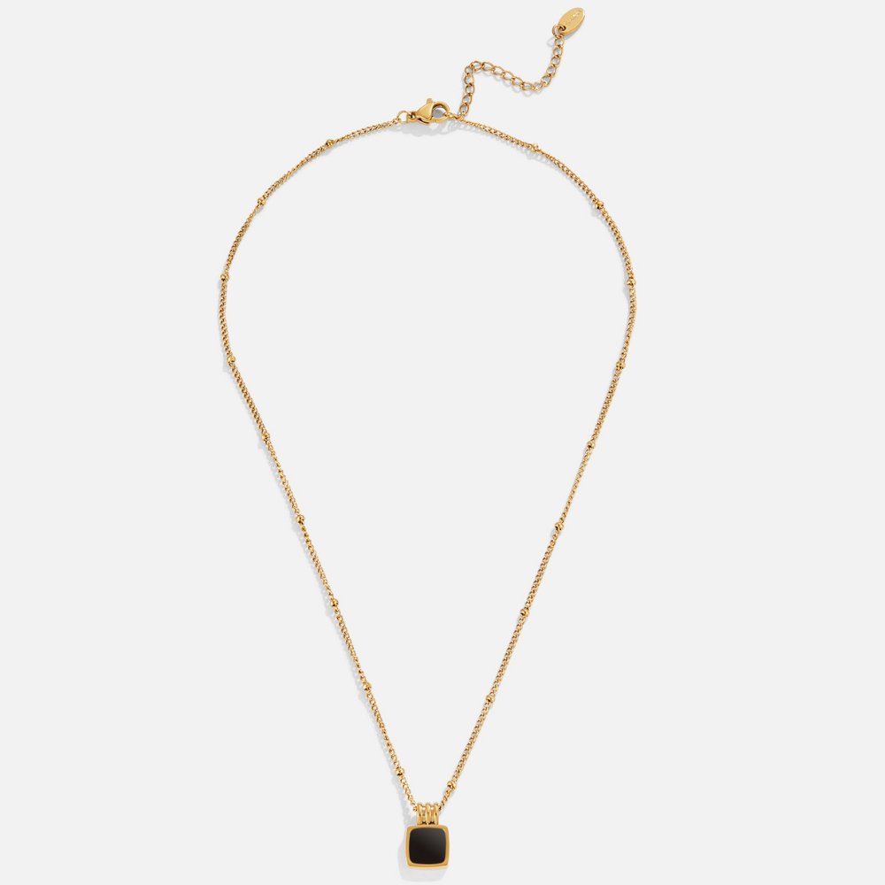 Collar con colgante Lucia en negro