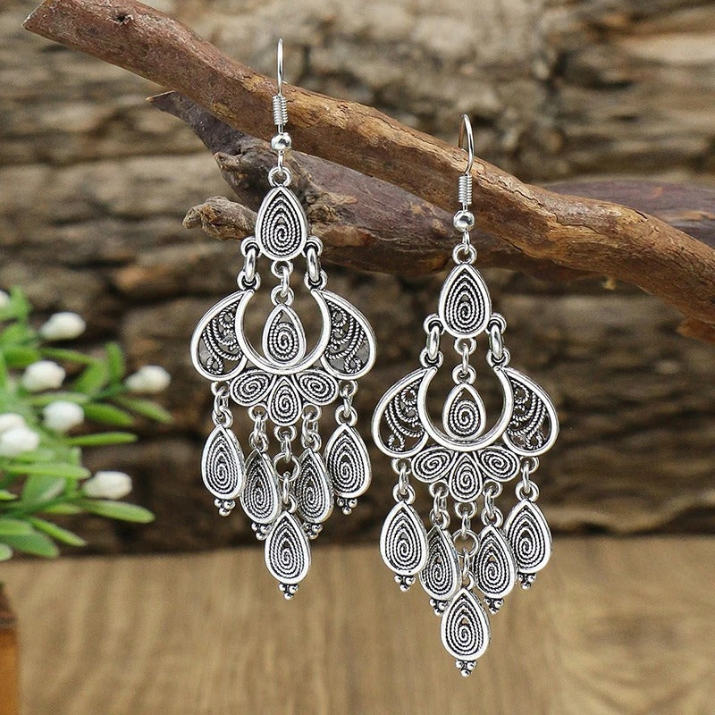 Pendientes antiguos de plata con colgante