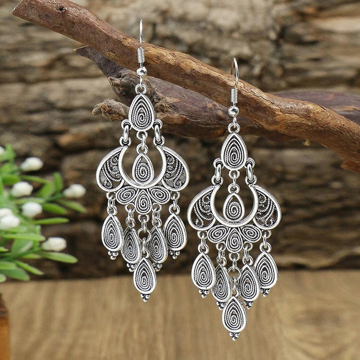 Pendientes antiguos de plata con colgante